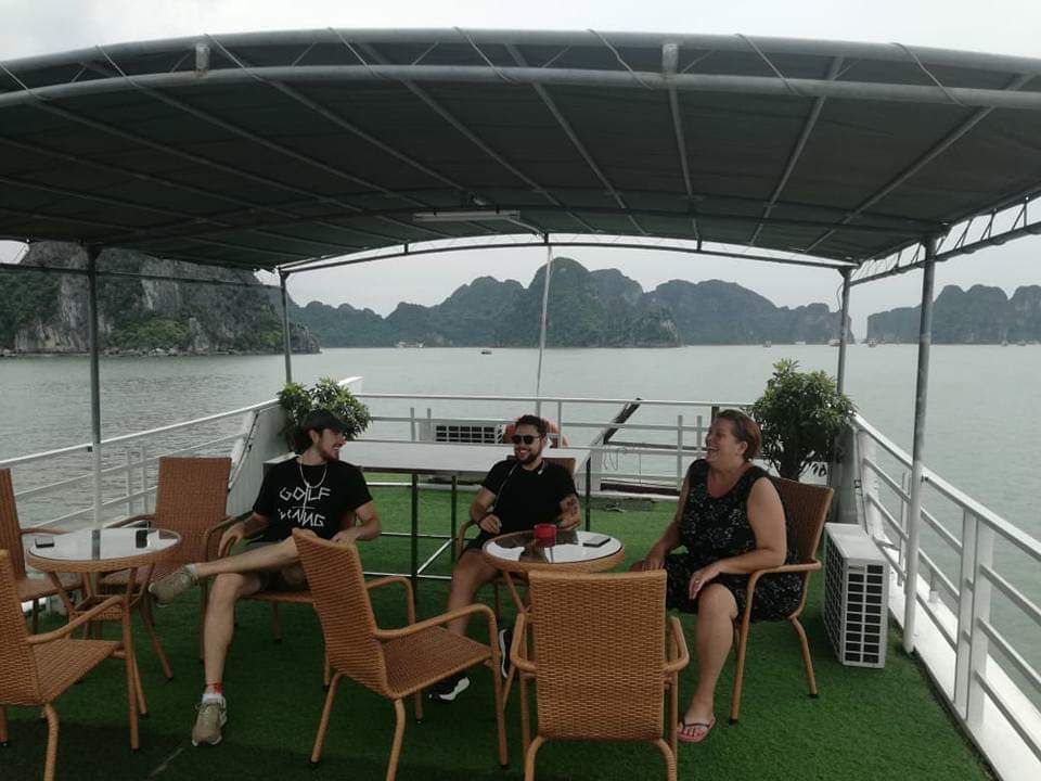 Halong Bay cruise Vietnam